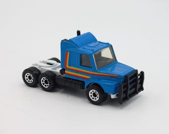Camion Semi-remorque SCANIA 124L 420 CARLSBERG - Échelle 1/87 HO - NEUF En Boîte