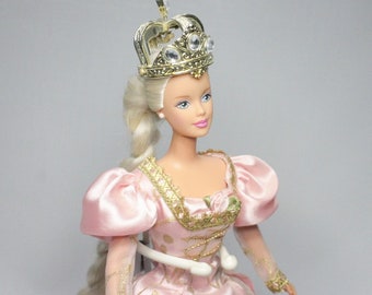 Vintage 1997 Barbie Rapunzel Princess with crown pink gown dress long blond braided hair 1990s toy doll