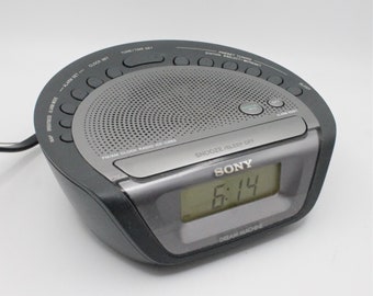 Vintage Sony Dream Machine AM/FM Radio Digital Alarm Clock Model