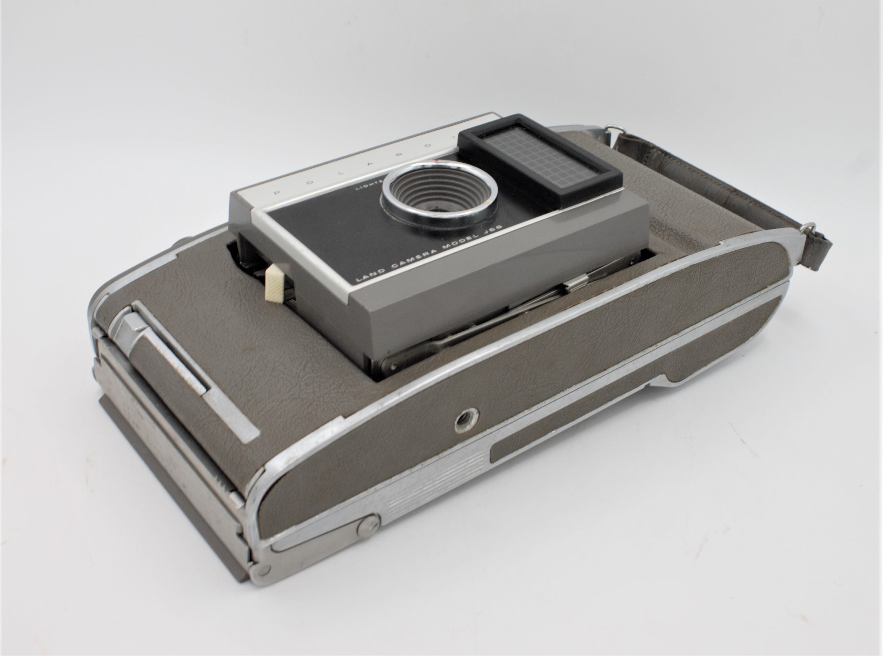 Vintage 1960s Polaroid Land Camera Accordion Folding Light