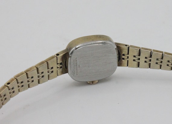 Vintage Caravelle ladies gold tone wristwatch del… - image 5