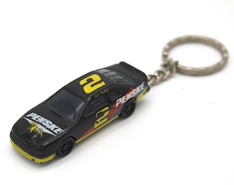 Vintage 90s NASCAR stock car keychain Penske Auto Racing Rusty Wallace race driver #2 Pontiac metal with stainless-steel ring and chain
