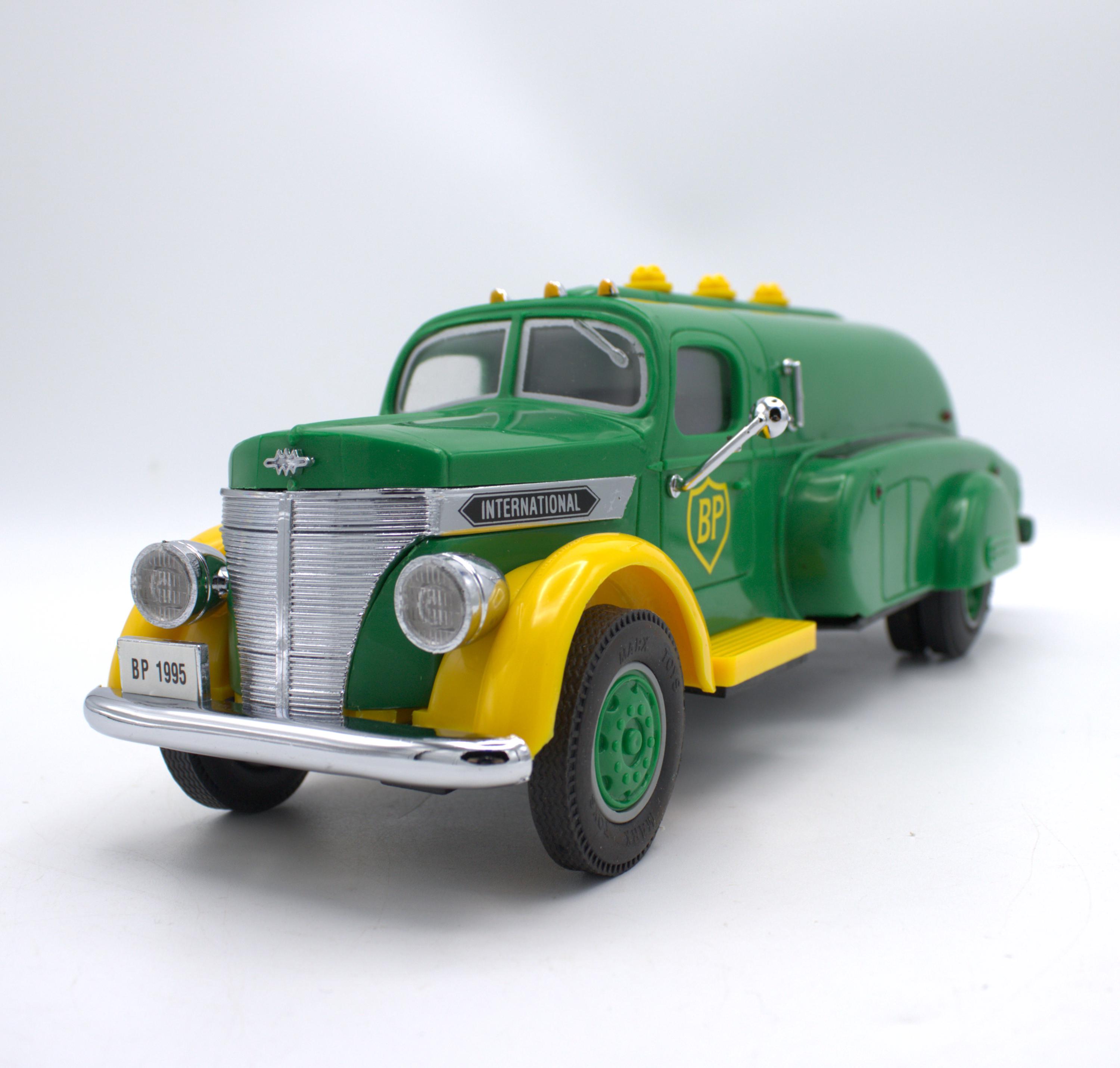 Vintage BP 1930s International Streamline Fuel Tanker Truck Scale