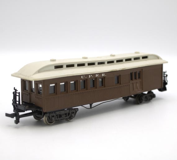 Vintage HO Train Car Passenger Observation U.P.R.R. Union Pacific
