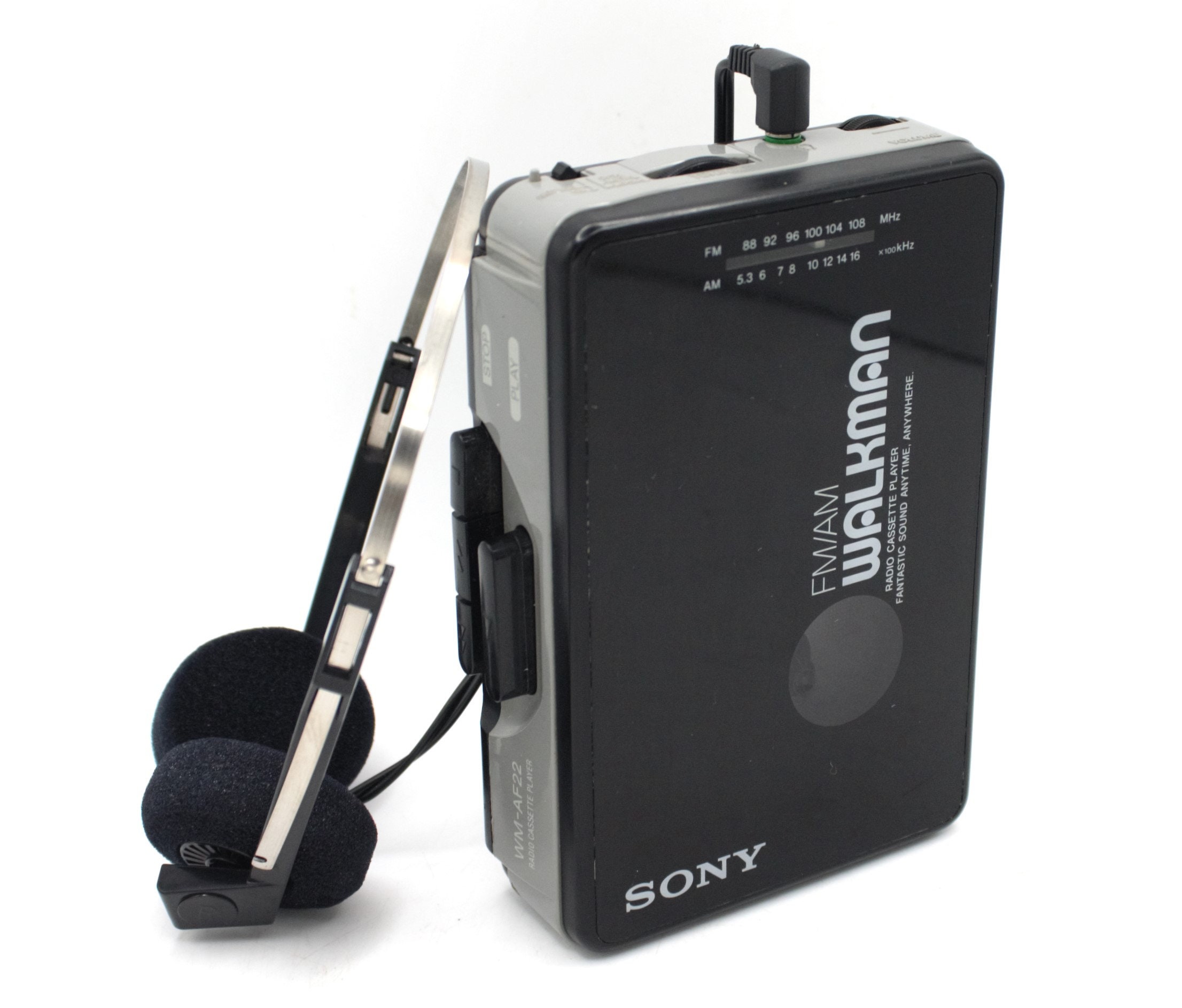 Bluetooth Transmitter Walkman Stereo Cassette Player with FM Radio