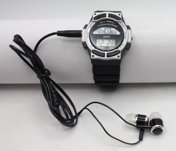 Vintage FM radio watch 1980s digital quartz watch FM … - Gem