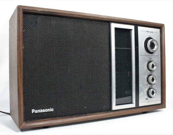MCM 1965 Panasonic AM/FM Radio Model 740 Mid Century Modern Works Japan