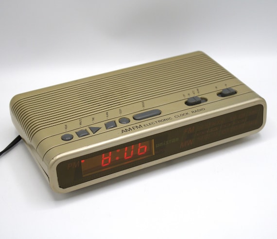 レトロアラームラジオ AM/FM レトロアラームラジオ AM/FM
