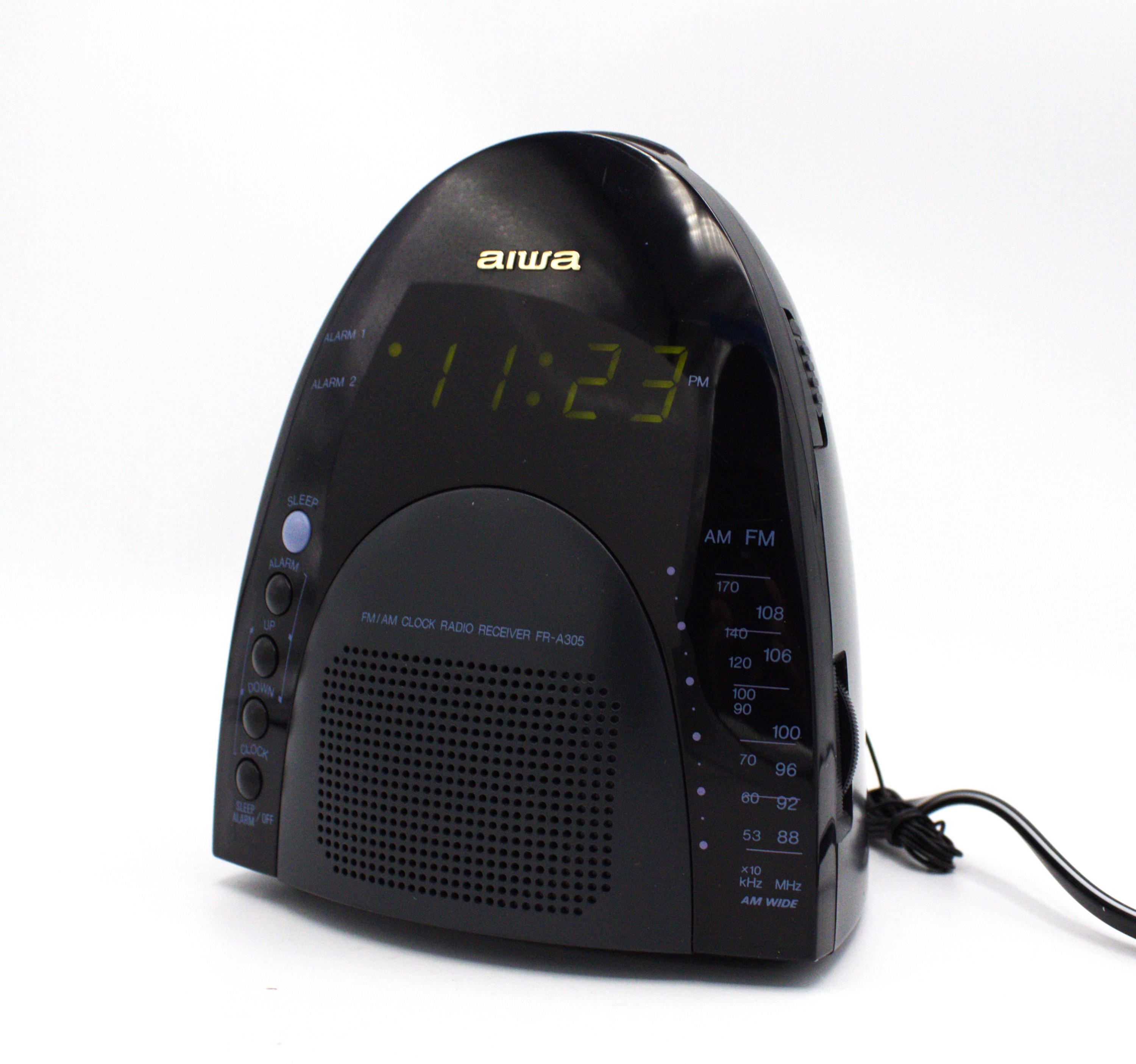 Vintage Aiwa Digital Clock Radio FM/AM Receiver Dual Alarm Green
