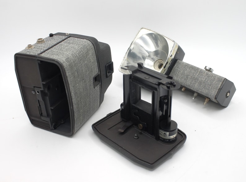 Vintage 1950s Bell & Howell Camera Electric Eye 127 With Detachable ...