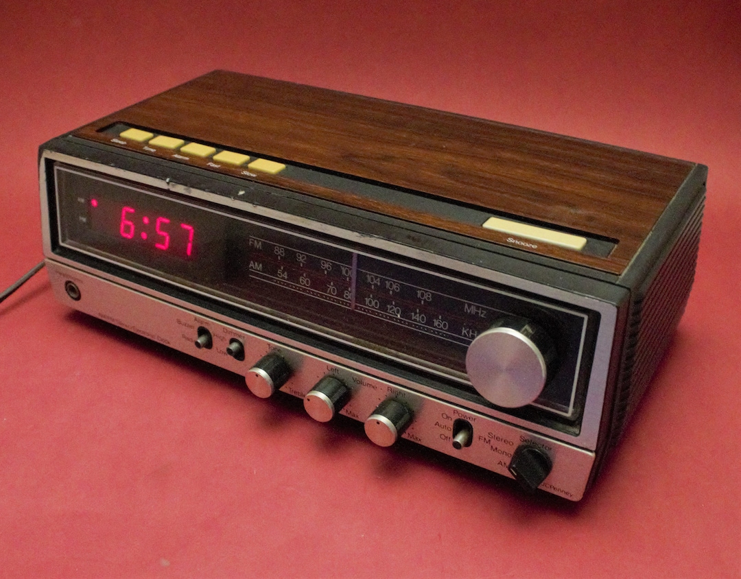 Vintage Stereo Digital Alarm Clock Radio Am/fm 2 Speaker Etsy