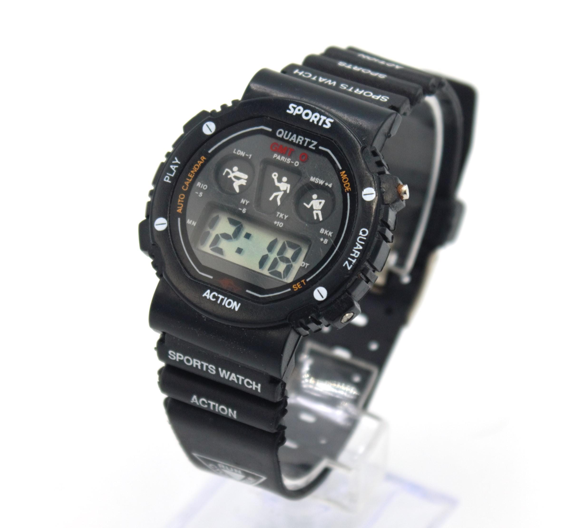 Vintage 1980's Digital Watch Sport LCD Quartz Time Display With