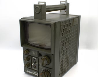 Vintage 1970s Panasonic Ranger-505 TV B&W Portable Solid State CRT
