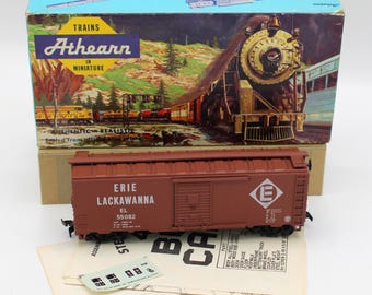 Vintage HO scale train boxcar miniature cargo transport Erie Lackawanna Railroad car sliding doors Athearn complete NOS