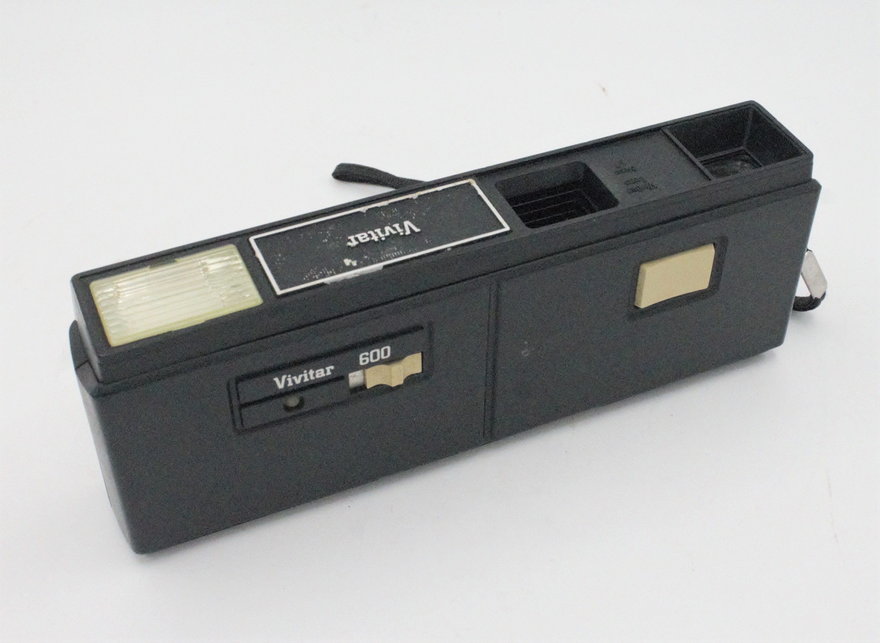 Vintage 1976 Vivitar 600 Pocket Camera Mini Point and Shoot Cam