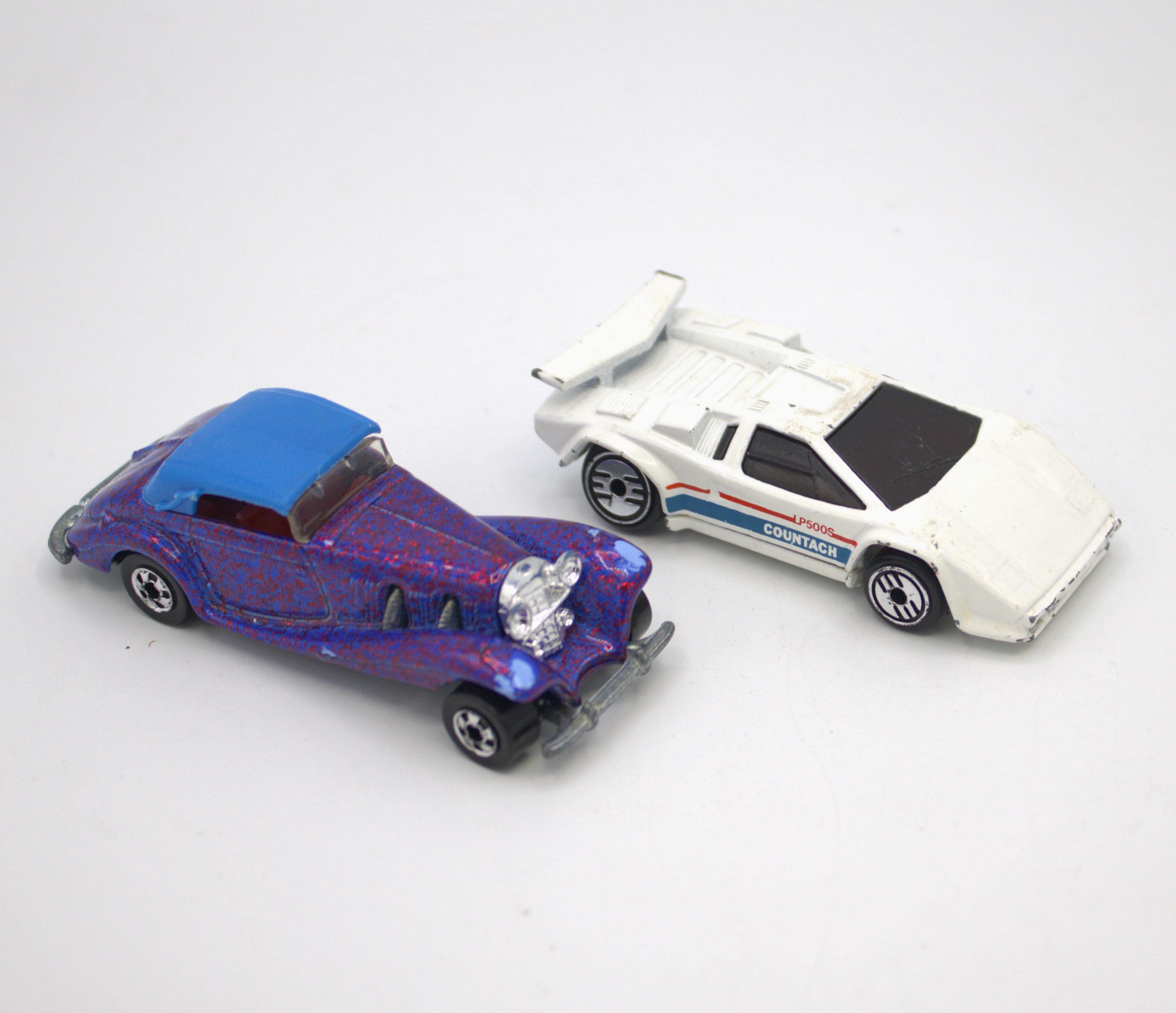 Vintage 1980s Hot Wheels Car Set Lamborghini Countach White 1920s