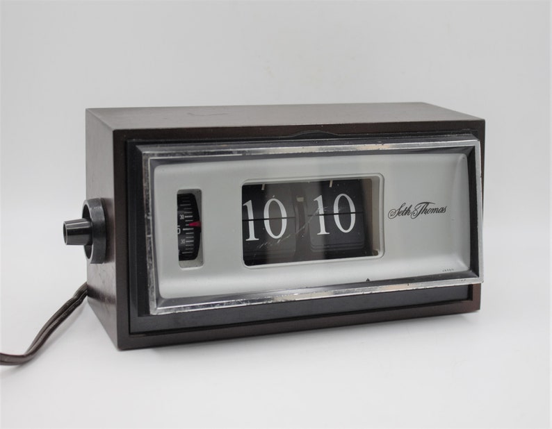 Vintage 70s Flip Clock Alarm Lighted Display Real Wood Case - Etsy