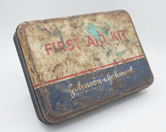 Vintage First Aid kit metal box Johnson & Johnson kit No.16 supply storage case