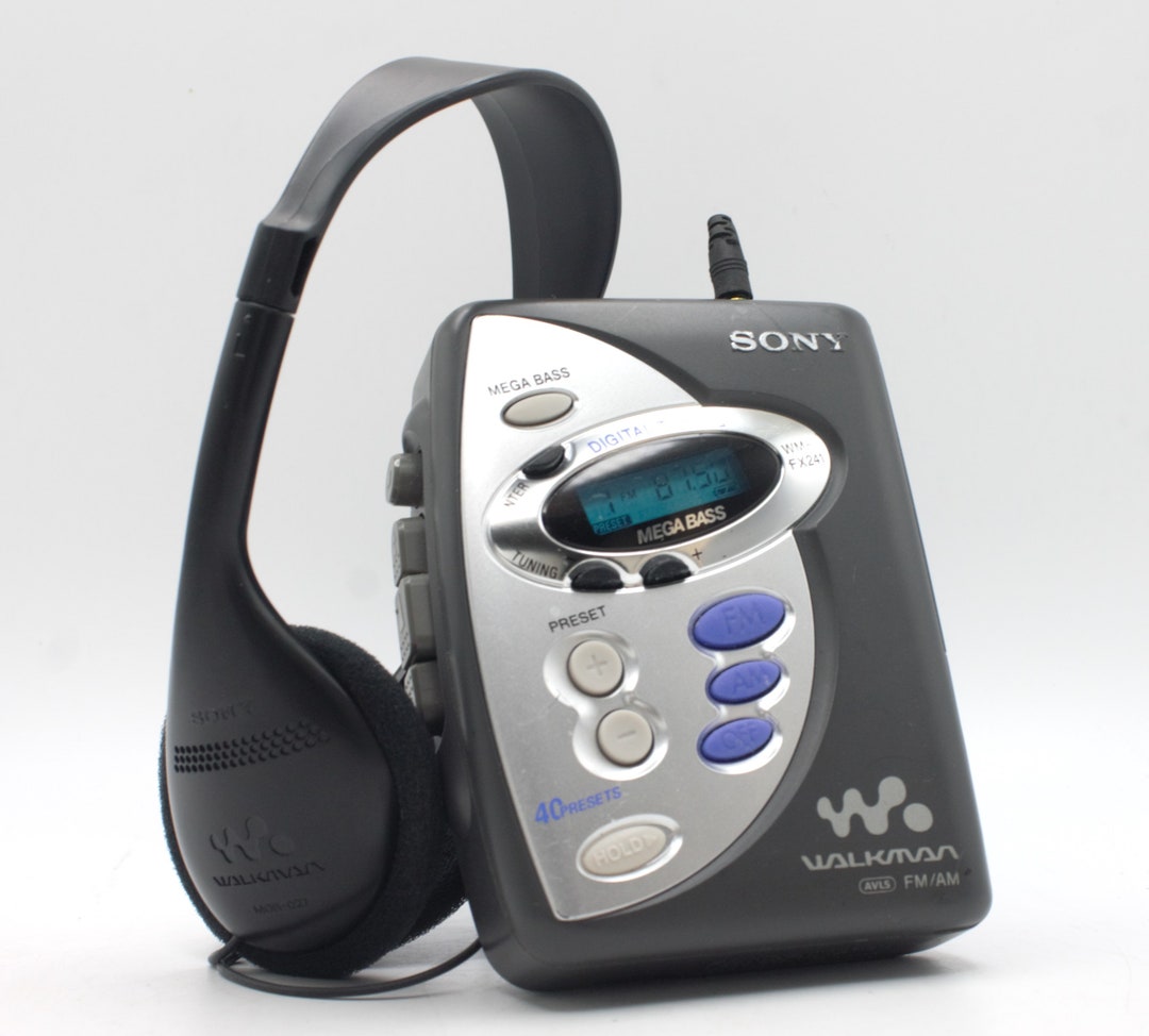 ポータブルプレーヤー SHARP MD-MT100 & SONY WALKMAN WM-EX500 SHARP MD-MT100 & SONY WALKMAN WM-EX500（Vintage Sony Walkman