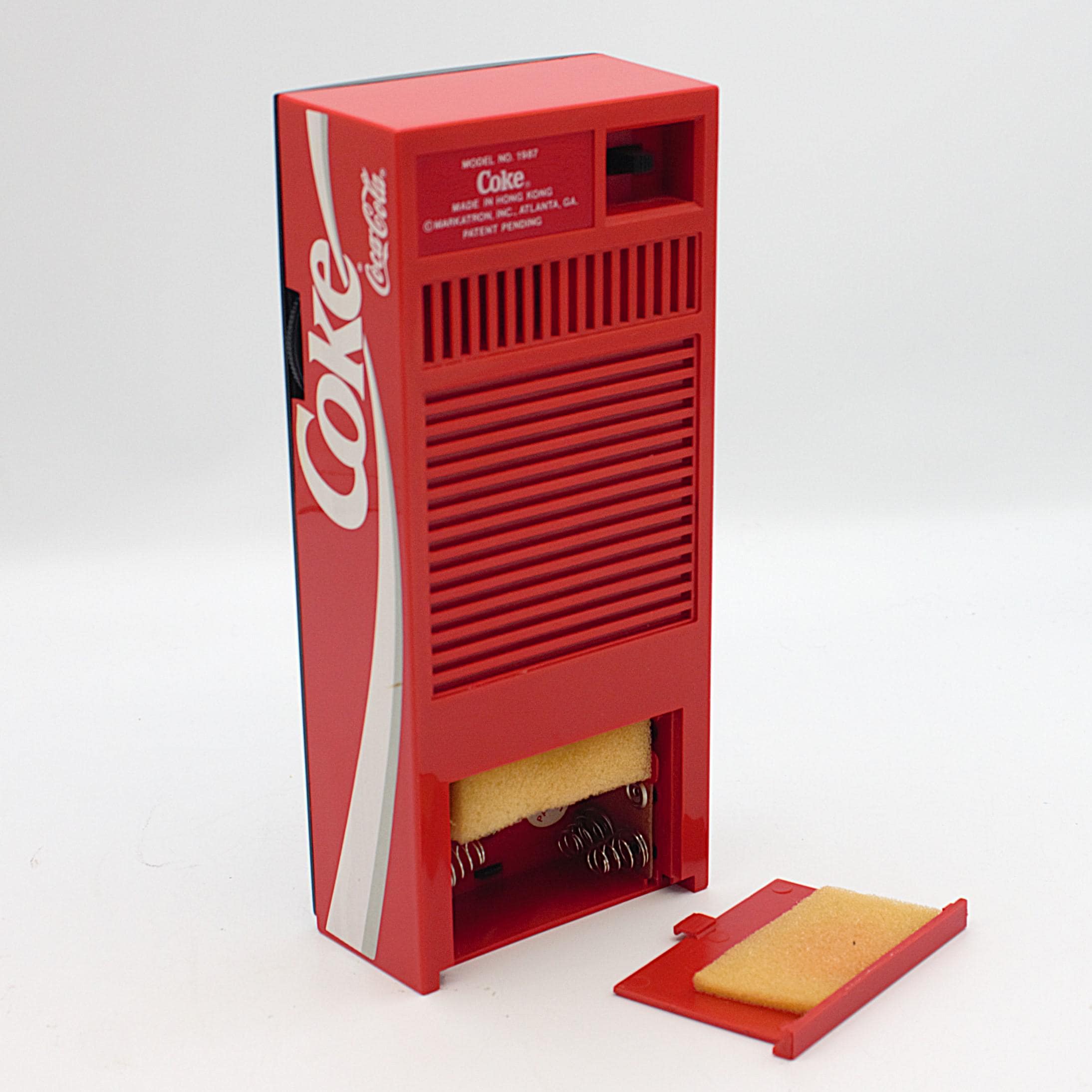 Vintage 1980's Coke Mini Vending Machine AM/FM Receiver Radio Coca