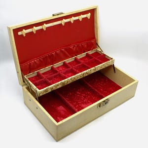 Vintage jewelry box mid-century white gold vinyl red velvet satin lined tiered interior multi-compartment heirloom case 1950s-60s USA