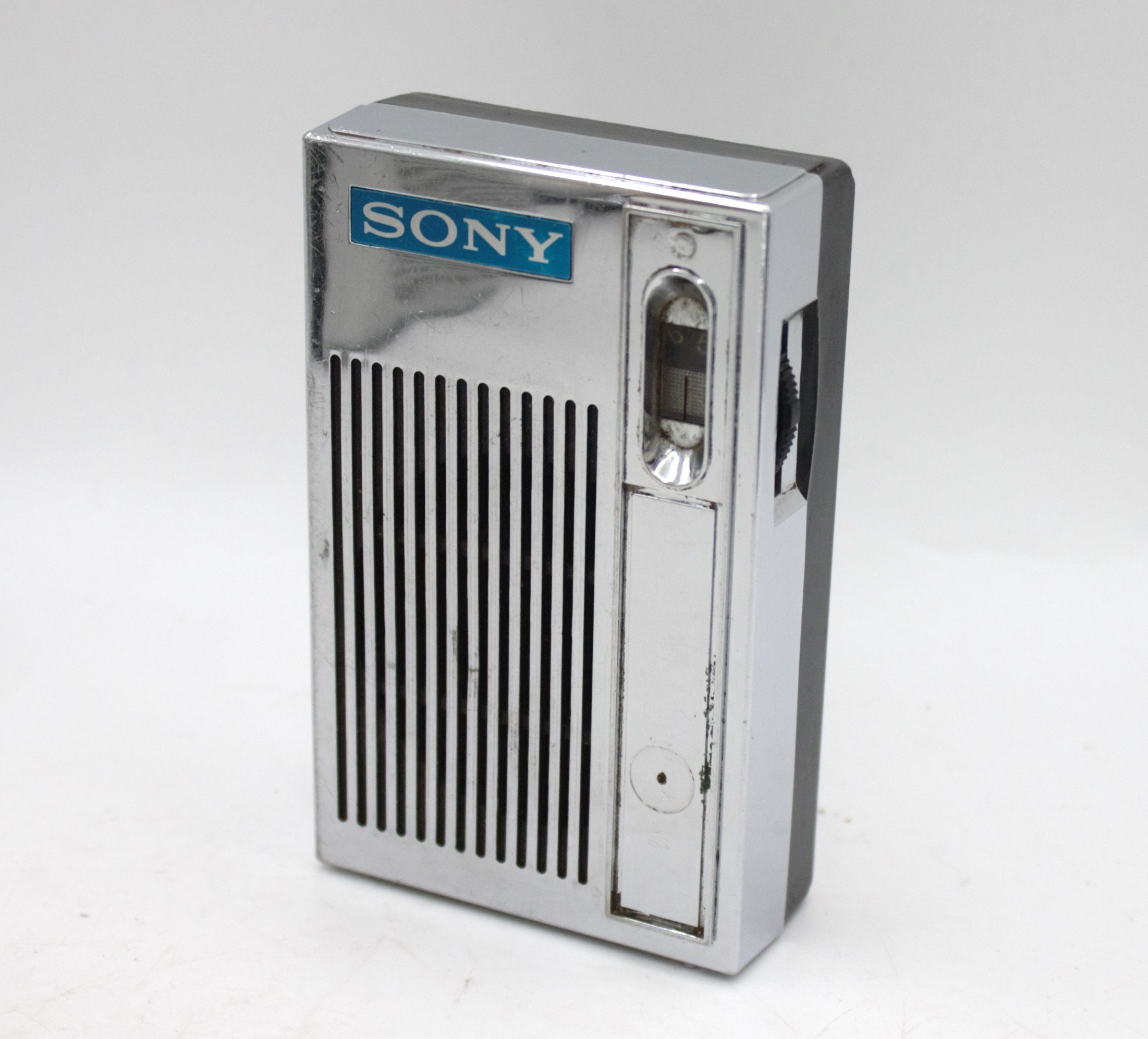 Vintage 1960s Sony Transistor Radio Solid State AM Receiver Cool