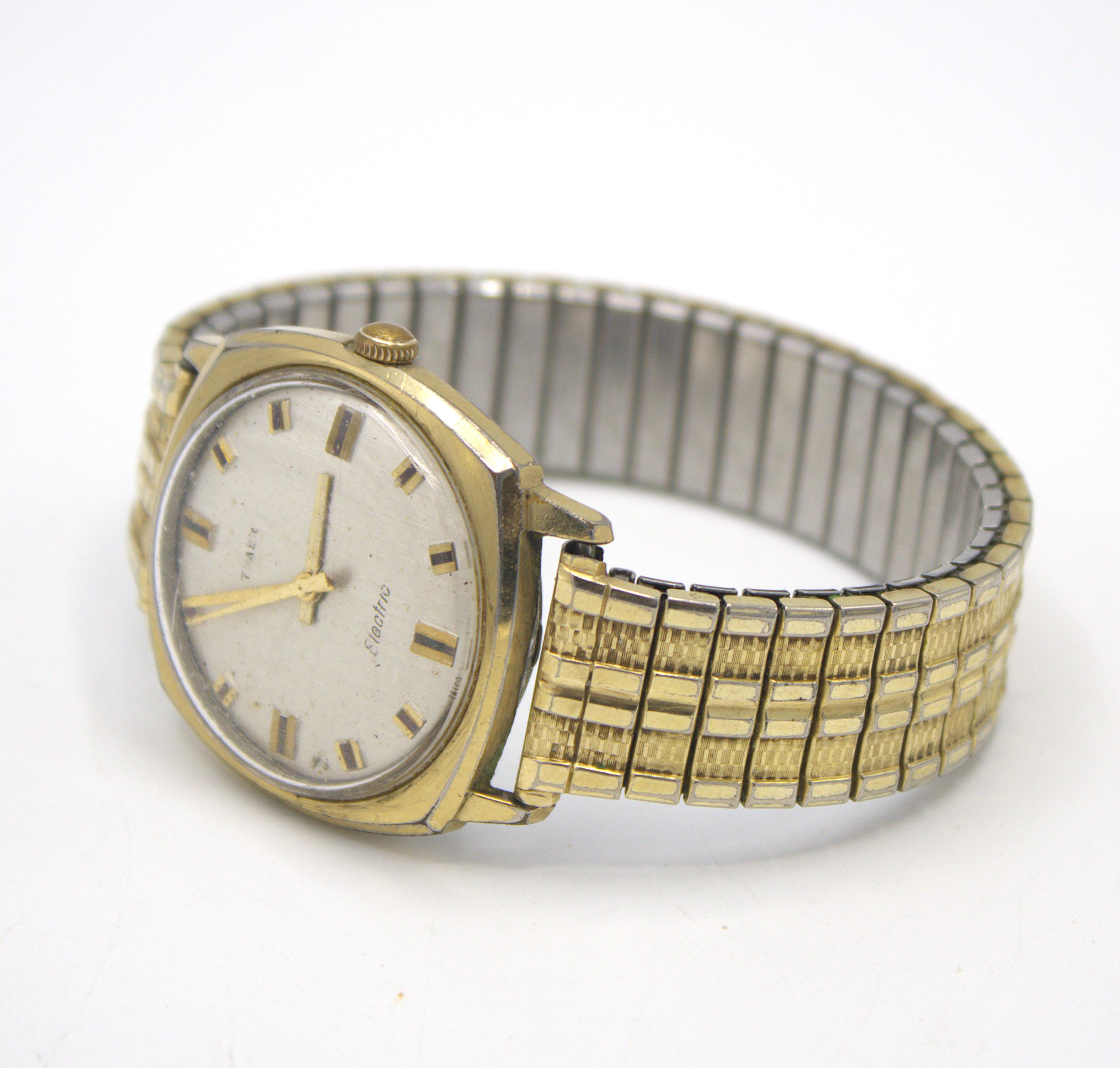 Vintage 1970s Timex Electric Watch Midcentury Style Analog Dial