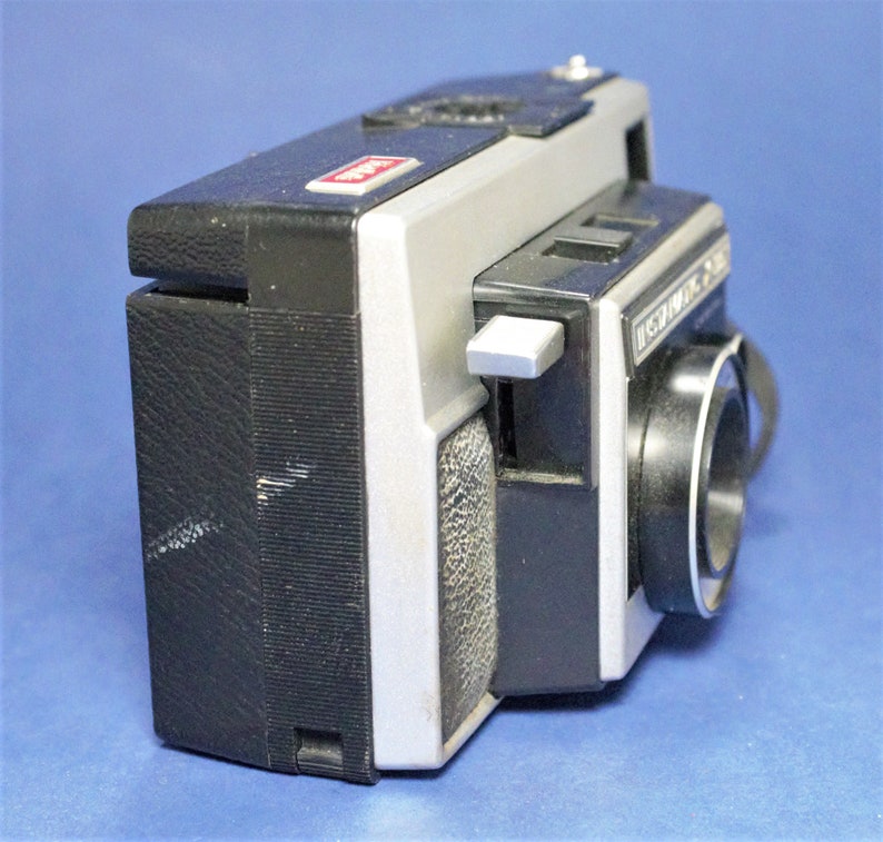 Appareil photo Kodak Instamatic caméra 255x - Label Emmaüs