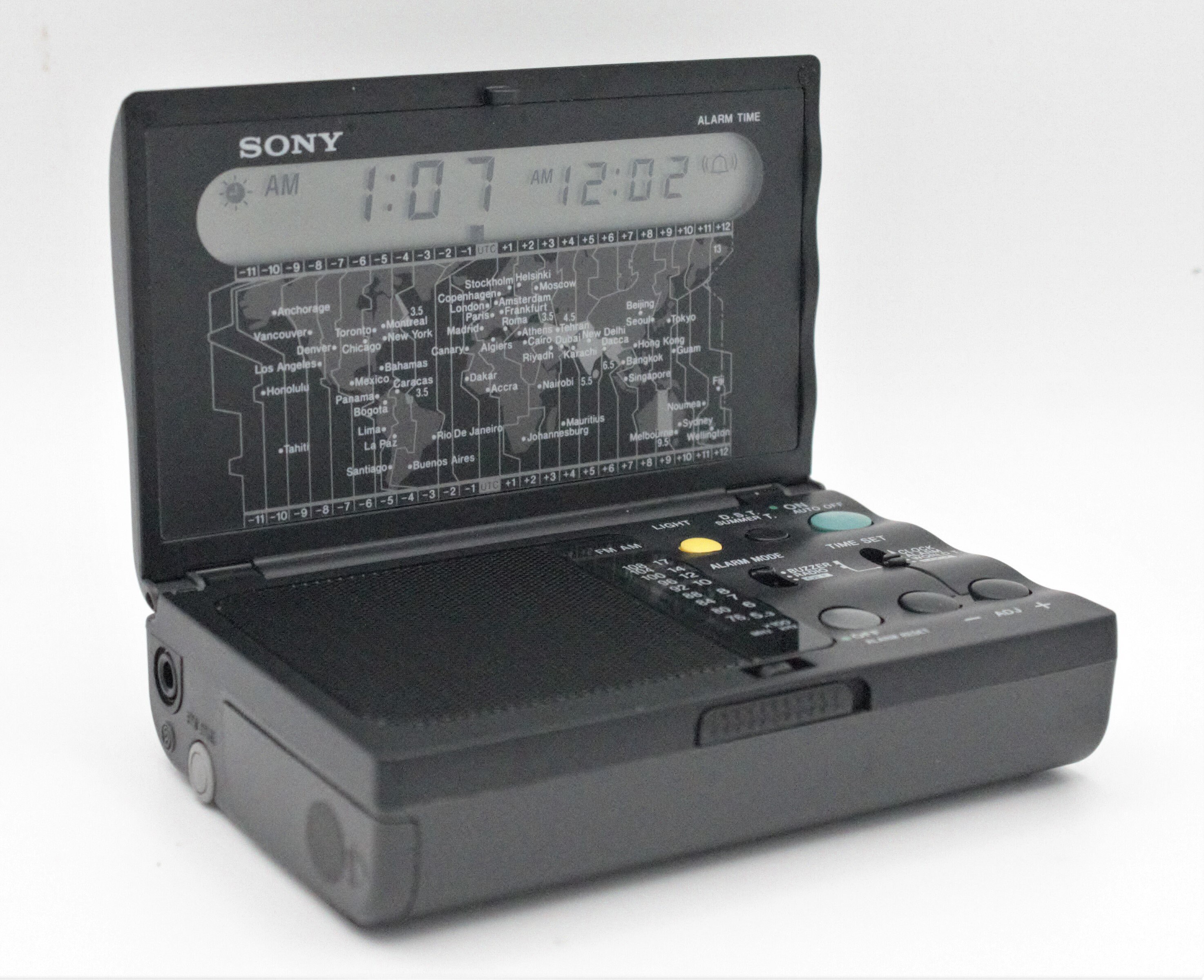 sony icf-c11w,radio reloj despertador, años 80 - Compra venta en  todocoleccion