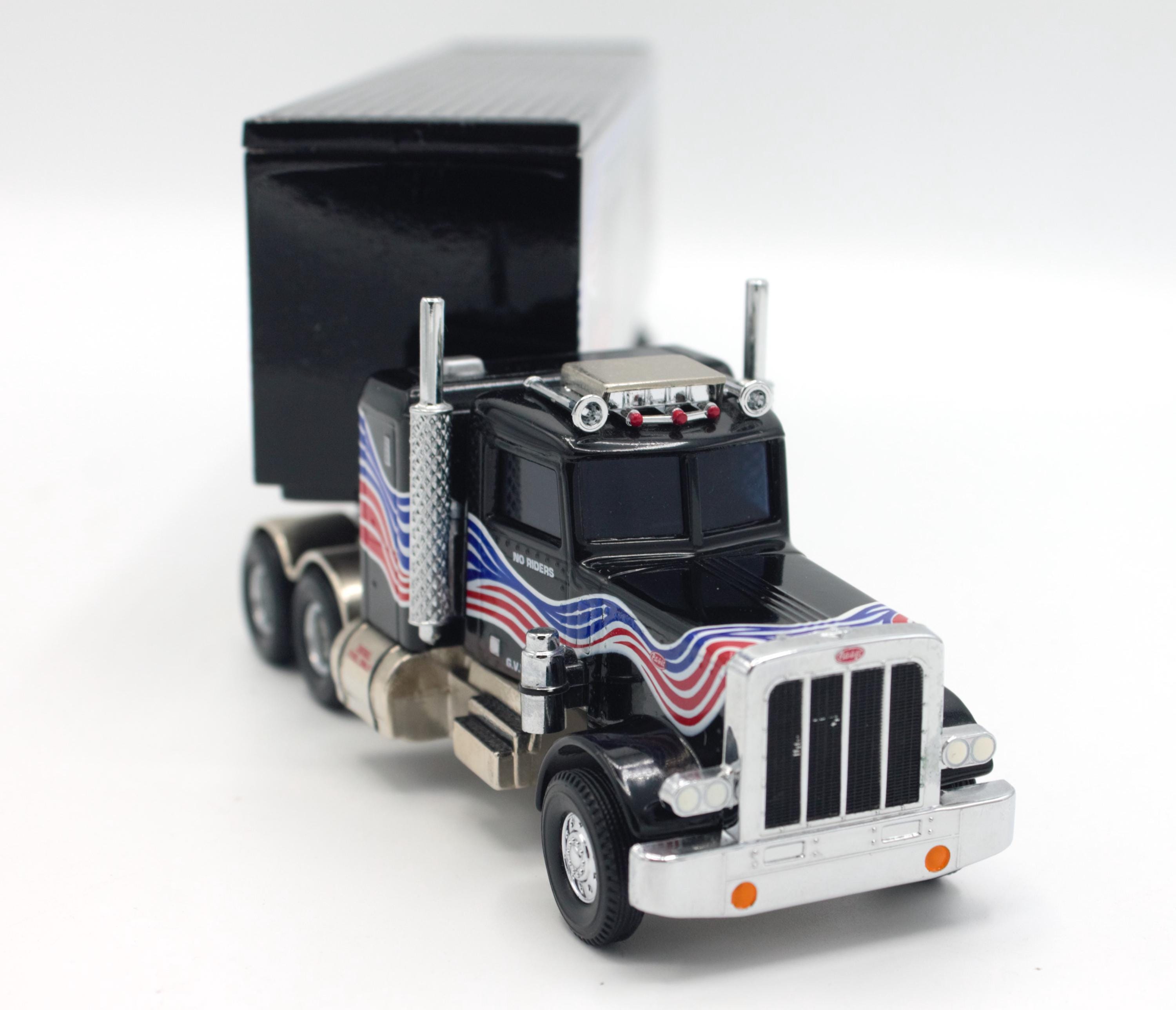 Vintage Peterbuilt Truck Jim Beam Bourbon 200th Anniversary Vintage Peterbuilt Truck Jim Beam Bourbon 200th Anniversary