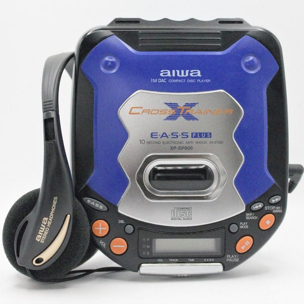 Vintage Aiwa CD player personal stereo Cross Trainer sport edition EASS Plus 10 second anti skip blue silver with headphones