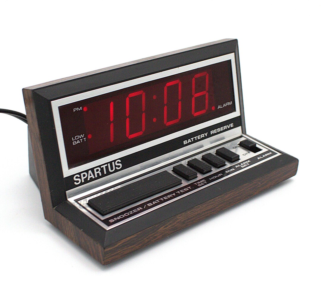 Vintage Spartus 1970s Digital Alarm Clock Red LED Lighted Time Display ...