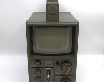 Vintage 1970s Panasonic Ranger-505 TV B&W Portable Solid State CRT