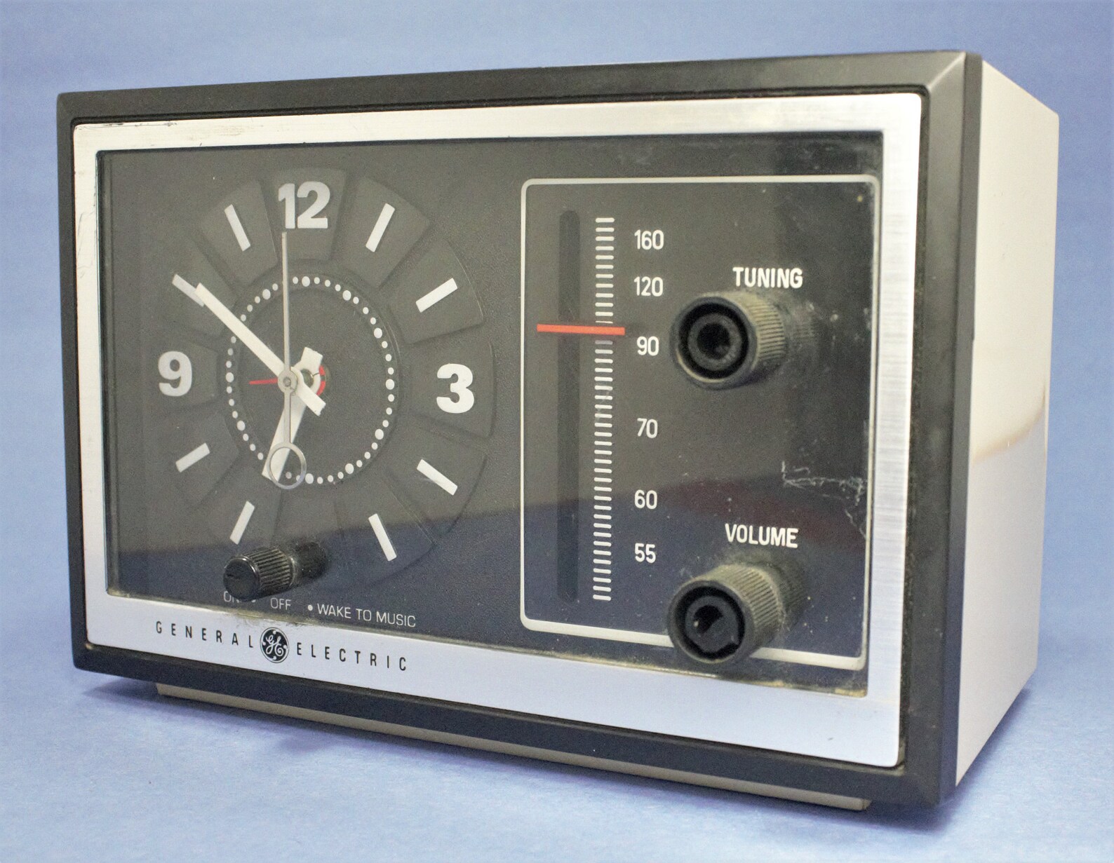 Vintage GE Alarm Clock Radio Cool Mod Style Analog Dial AM Etsy
