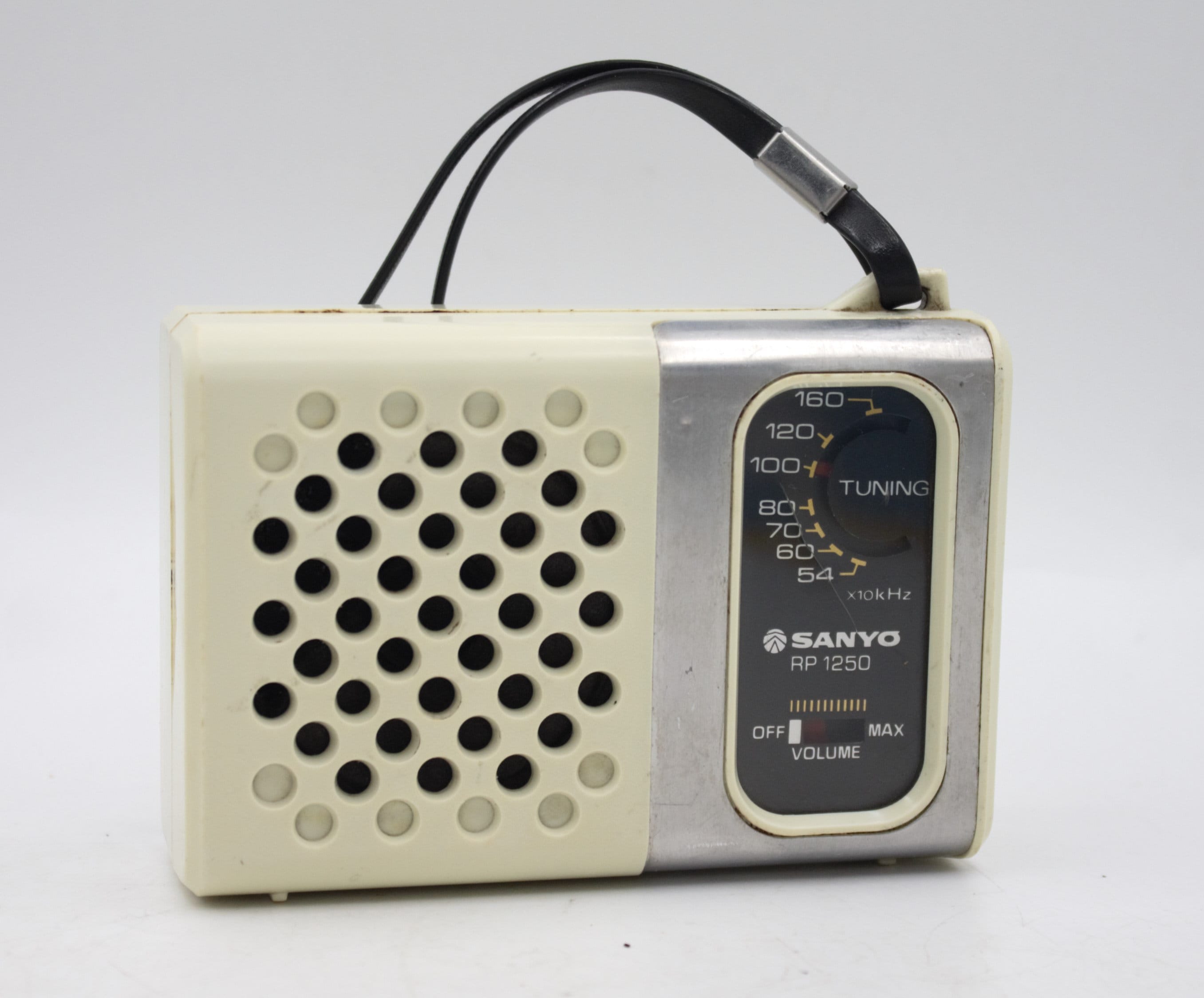 昭和レトロ ラジオ SANYO TRRNSISTOR7 Radio アンティーク 昭和レトロ ラジオ サンヨー電機 - メルカリ