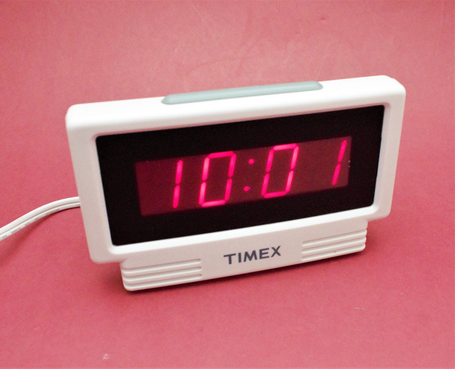 Vintage Digital Alarm Clock Wakes to Birds Ocean or Buzzer Etsy