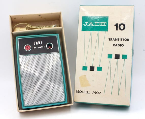 Vintage 10 Transistor Radio AM Solid State Audio Receiver Vintage 10 Transistor Radio AM Solid State Audio Receiver