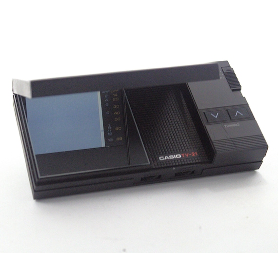 カシオ　ポケットTV　TV-21　アナログ液晶テレビ Casio TV-21 Pocket TV (from 1985) + other handheld TVs - YouTube