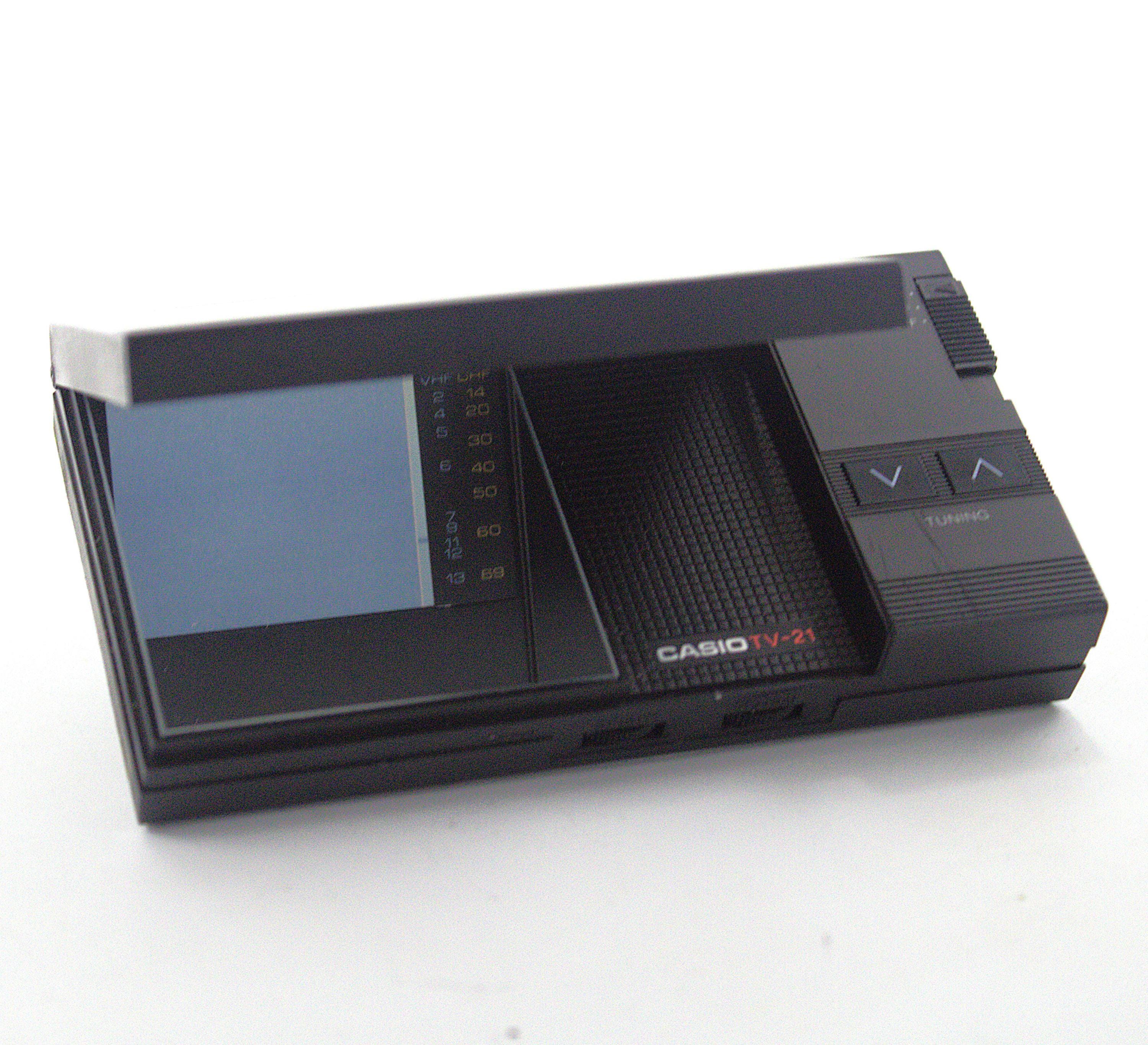 Vintage Casio Mini-tv Black & White Early Edition TV-21 Liquid