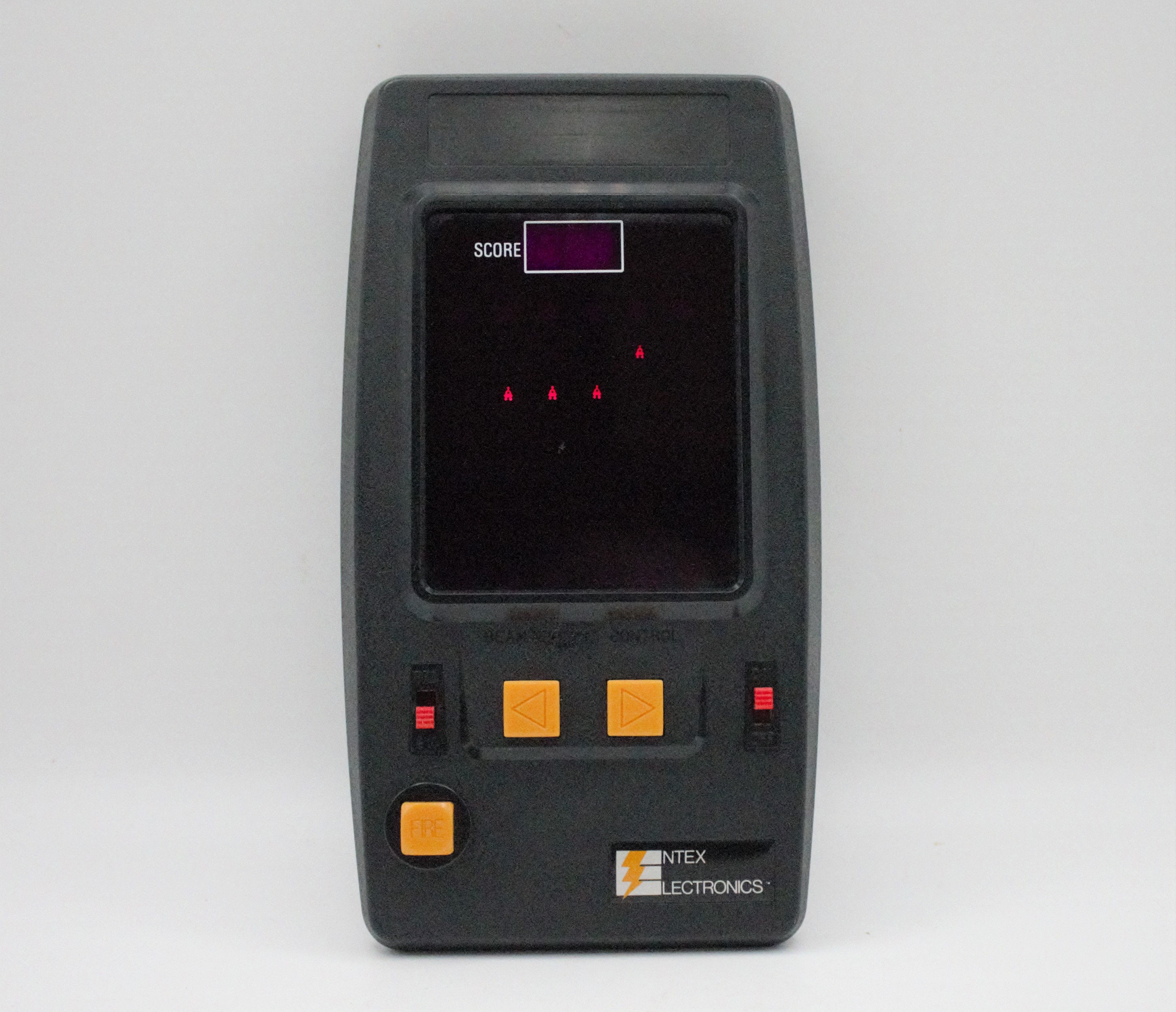 Vintage Space Invaders Handheld Arcade Video Game Red LED