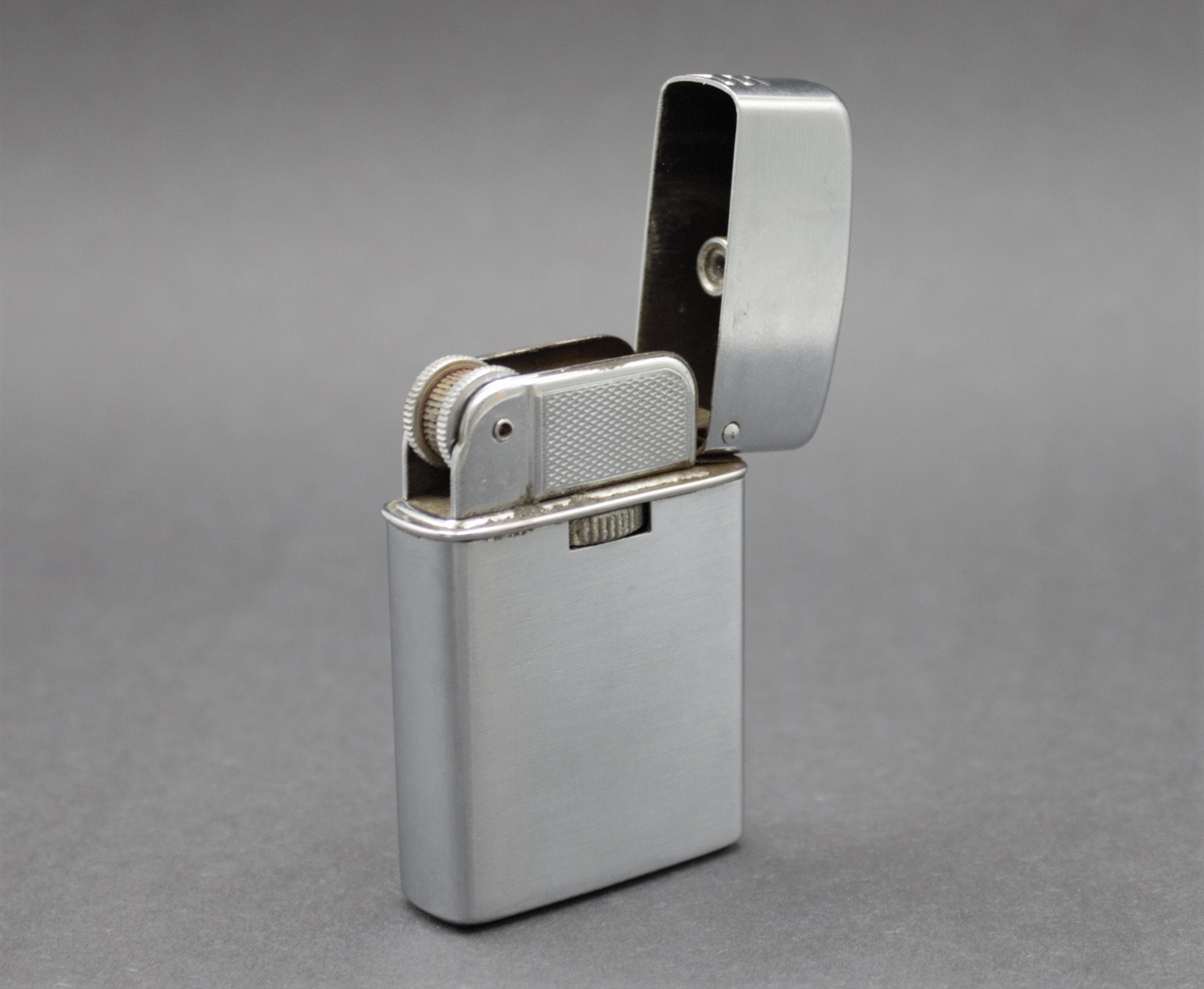 Vintage Mid Century Lighter Polished Chrome Stainless Steel