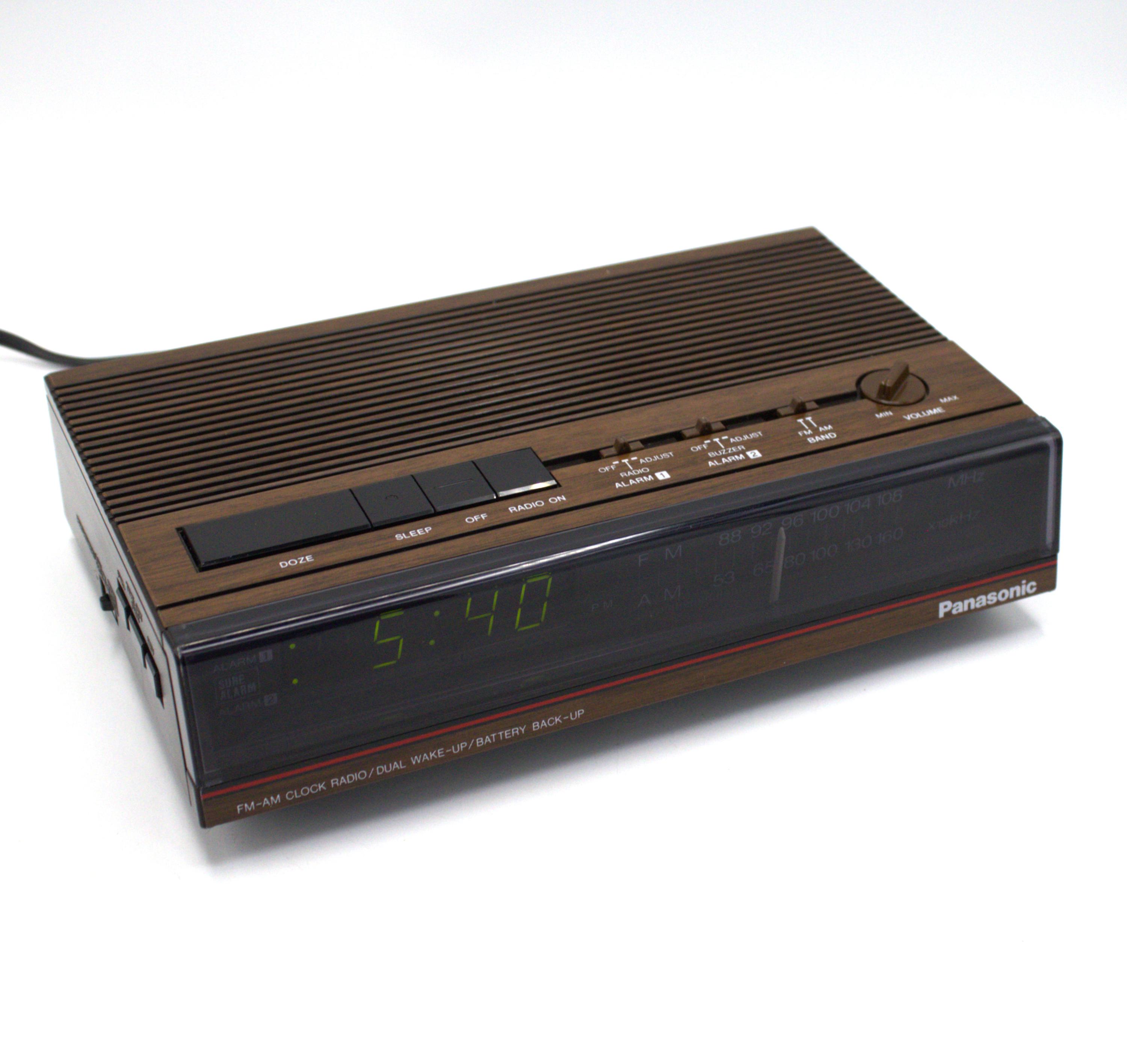 Vintage 1980s Panasonic Digital Dual Alarm Clock Radio AM/FM