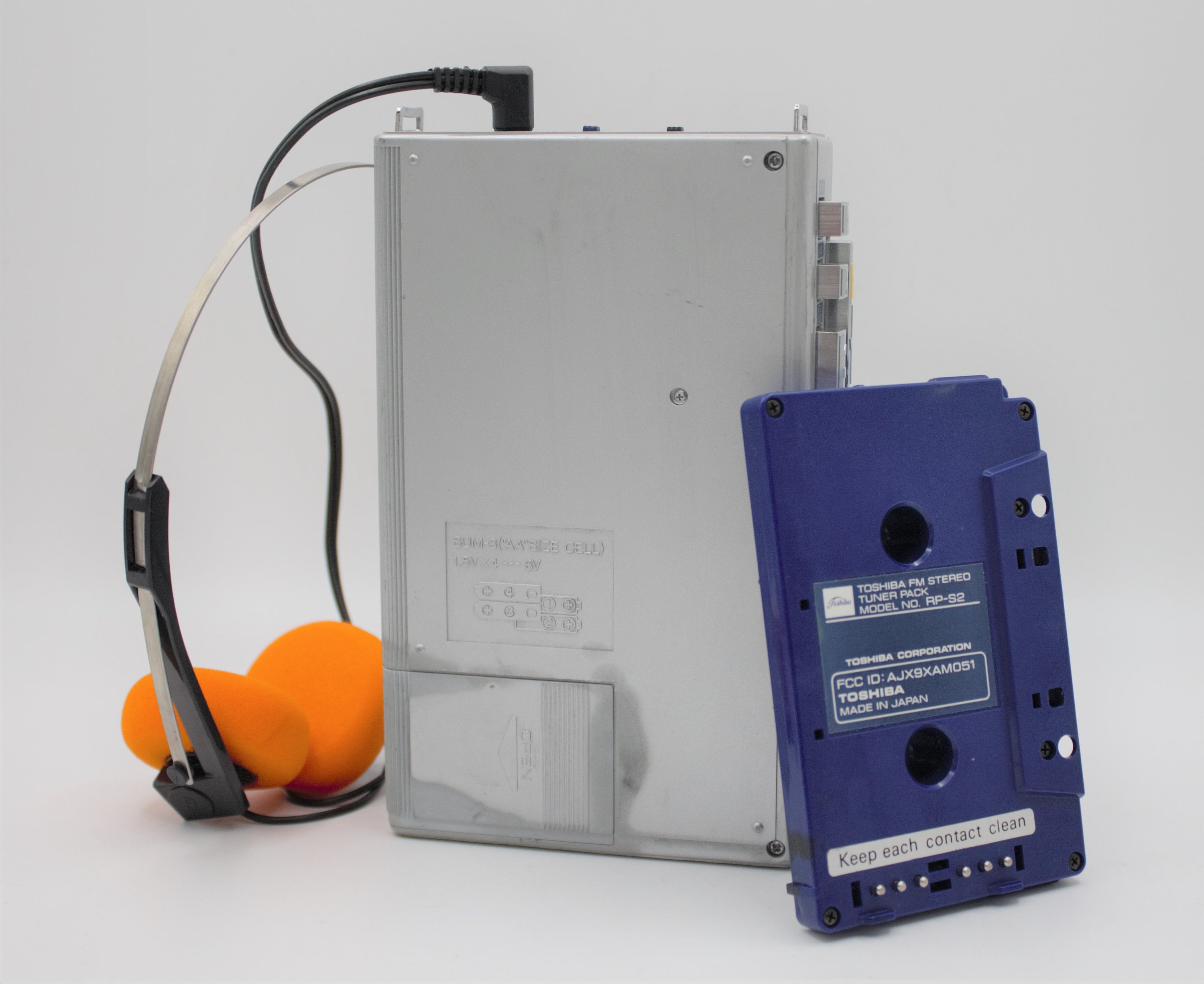 昭和レトロTOSHIBA rhythmystreo ポータブルプレーヤー Toshiba RT-80S Boombox AM/FM Stereo/Cassette Stereo Works