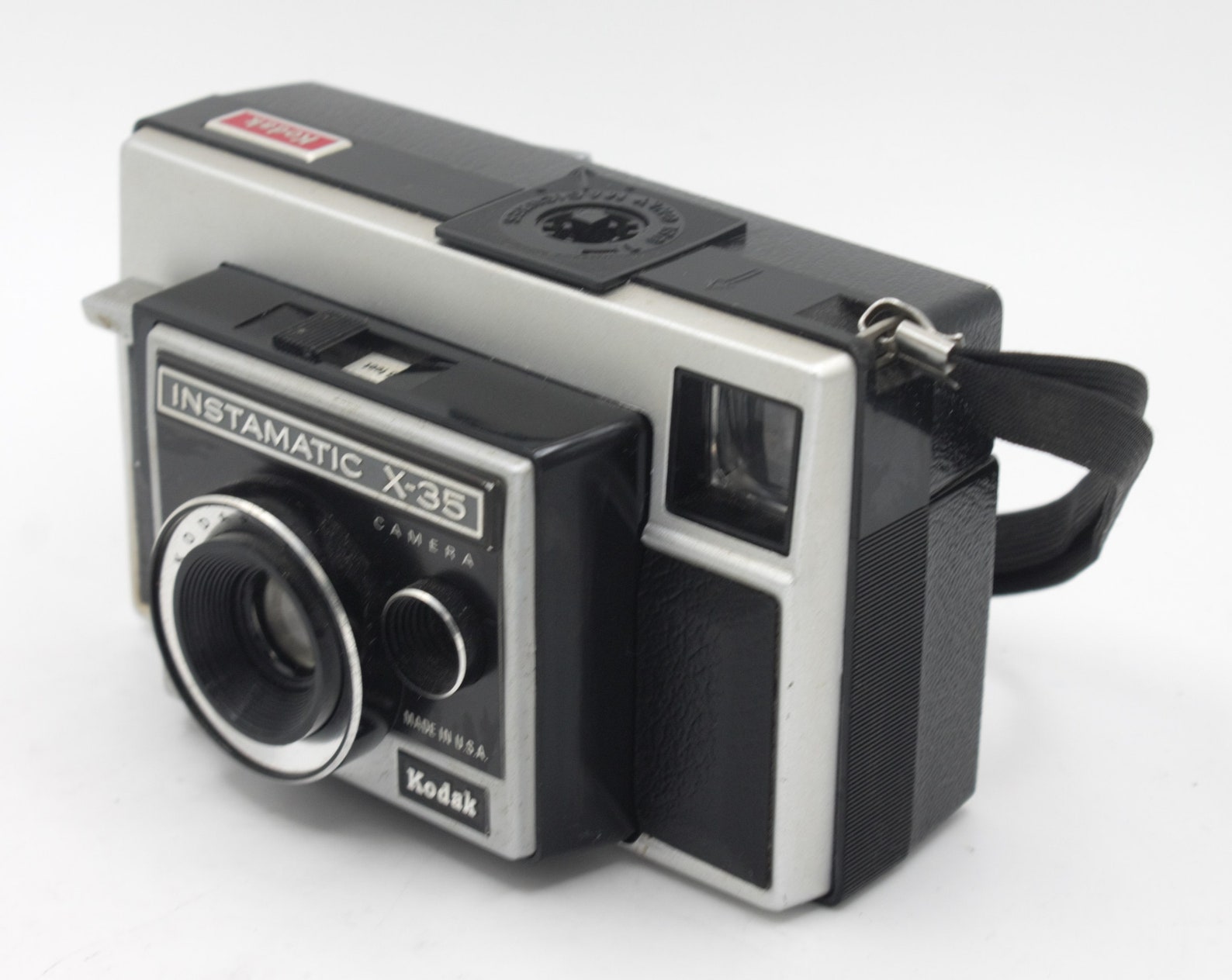 Vintage Kodak Instamatic X35 Cube Flash Photo Film Camera Etsy