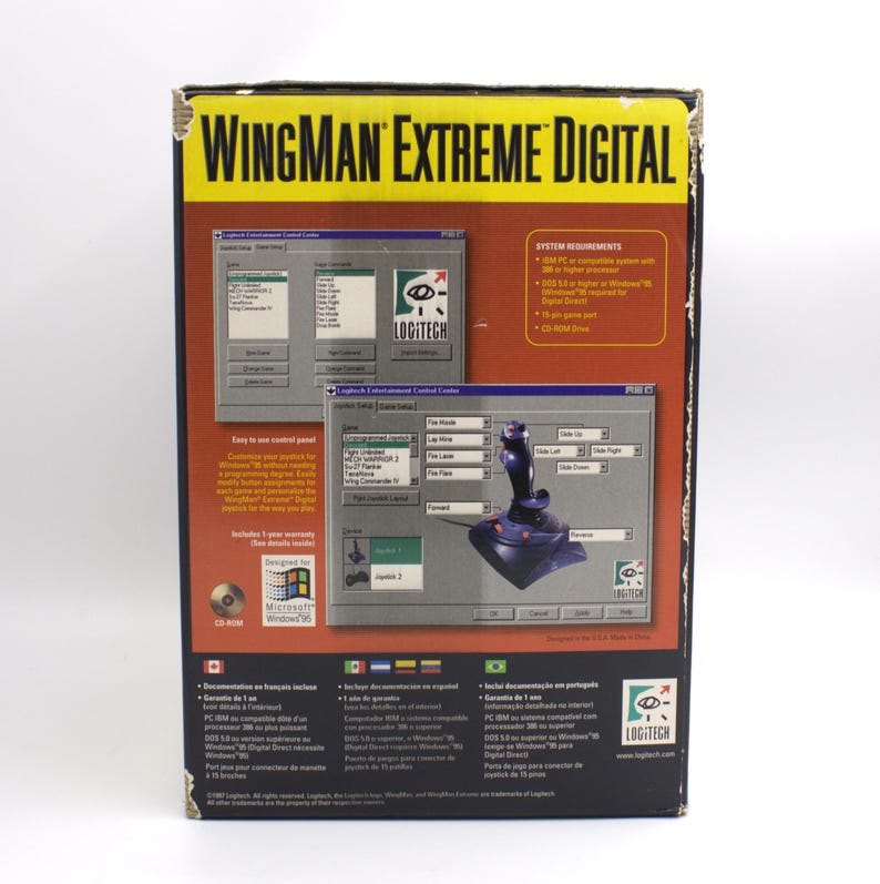 Puede incluir: Caja de joystick WingMan Extreme Digital negra y amarilla. La caja presenta im&aacute;genes del joystick y la interfaz del software, con el logotipo de Logitech. La caja tambi&eacute;n incluye los requisitos del sistema y un logotipo de CD-ROM.