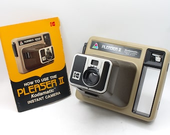 Vintage 1982 Kodak Pleaser II Kodamatic Instant Camera Self