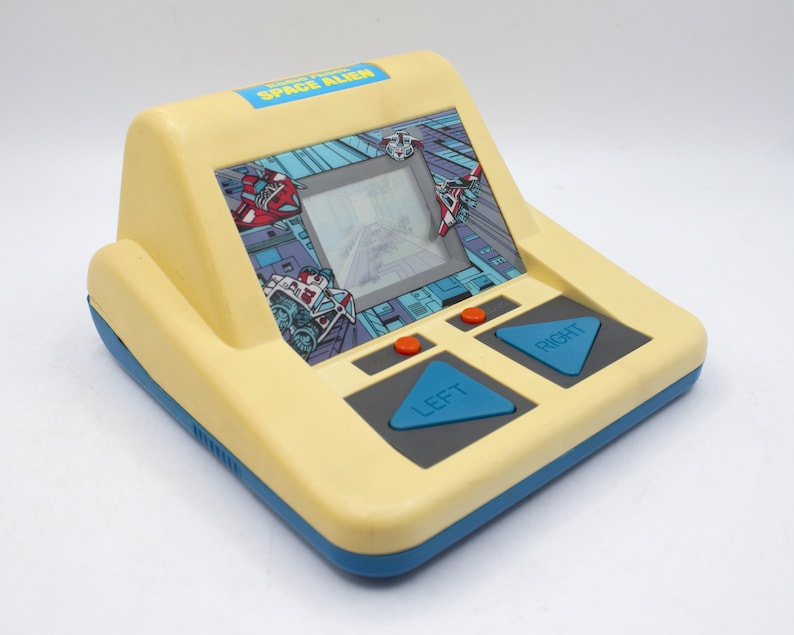 Vintage 1980s Space Alien Battle Racing Game Mini Arcade Big Button ...