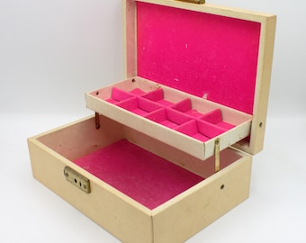 Vintage jewelry box pink velvet lined tiered case white with gold scrollwork brass hardware locking latch with original key