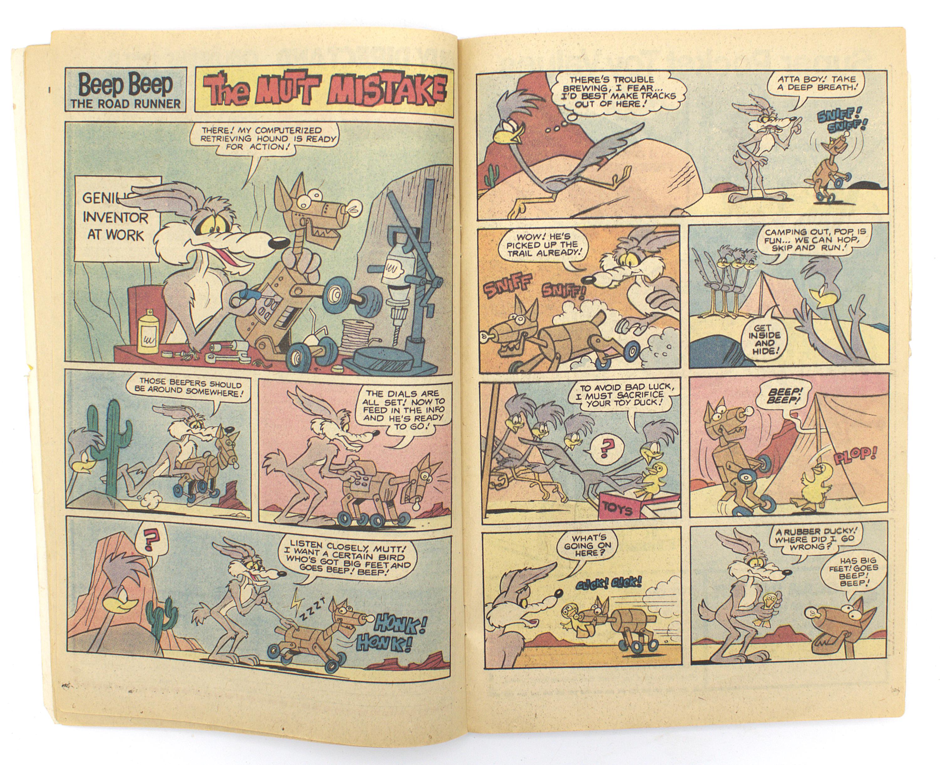 Vintage 1970s Comic Books Looney Tunes Bugs Bunny the Road Runner