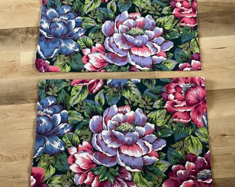 Vintage floral pillowcases (set of 2) / Retro 90s pillowcases / Cottagecore bedding with colorful flowers